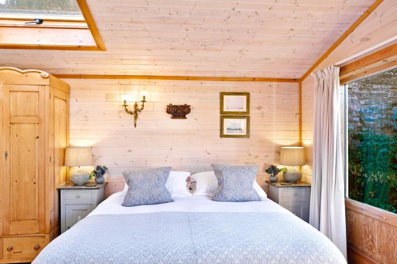 The Lodge - Luxury Lodge With Super King Size Bed, Kitchen & Shower Room Hurstpierpoint Eksteriør billede